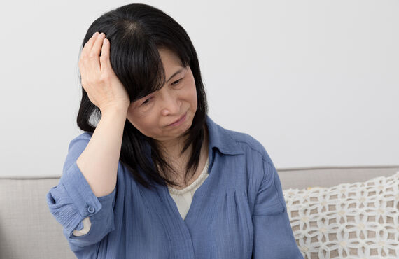 辛い更年期障害の改善を目指します | さいたま市に根差すエステサロン・あおやまびじん宮原店